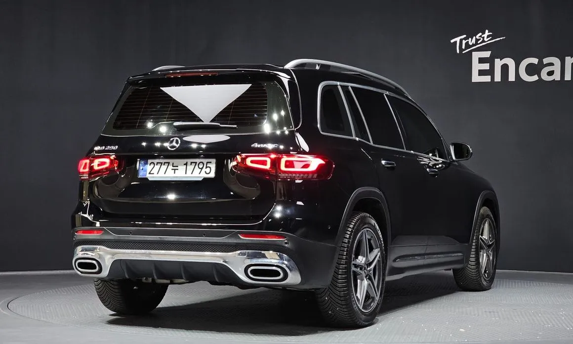 Mercedes-Benz GLB-Class — фото 3