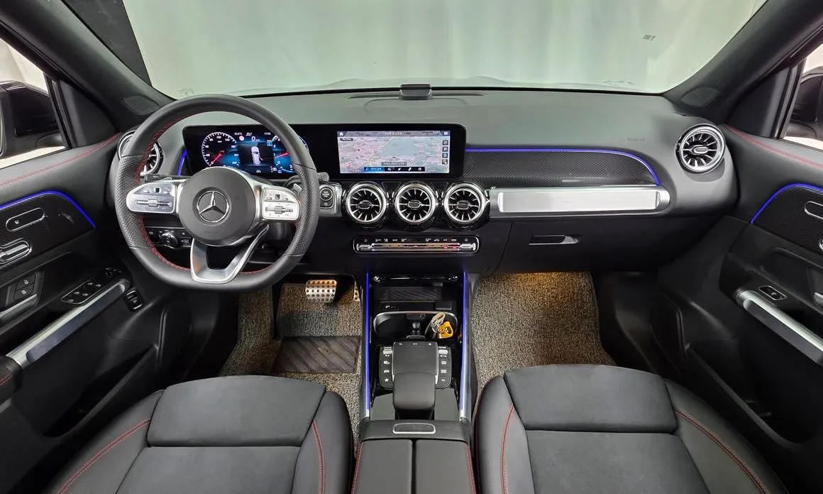 Mercedes-Benz GLB-Class — фото 10