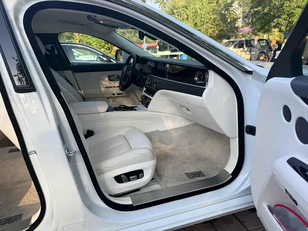 Rolls-Royce Ghost 2022 из CN, фото 5