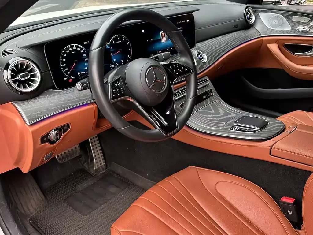 Mercedes-Benz CLS — фото 6