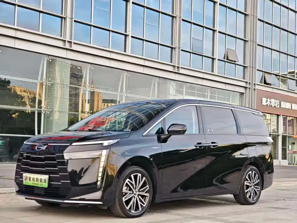 GAC Motor 传祺E8 PHEV