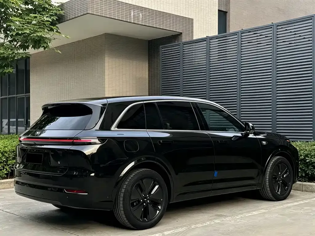 Li Auto L7 — фото 5