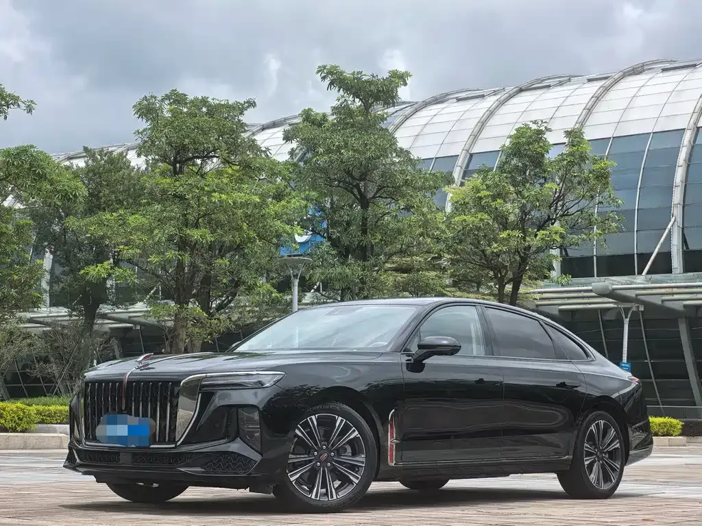 Hongqi H9 — фото 1
