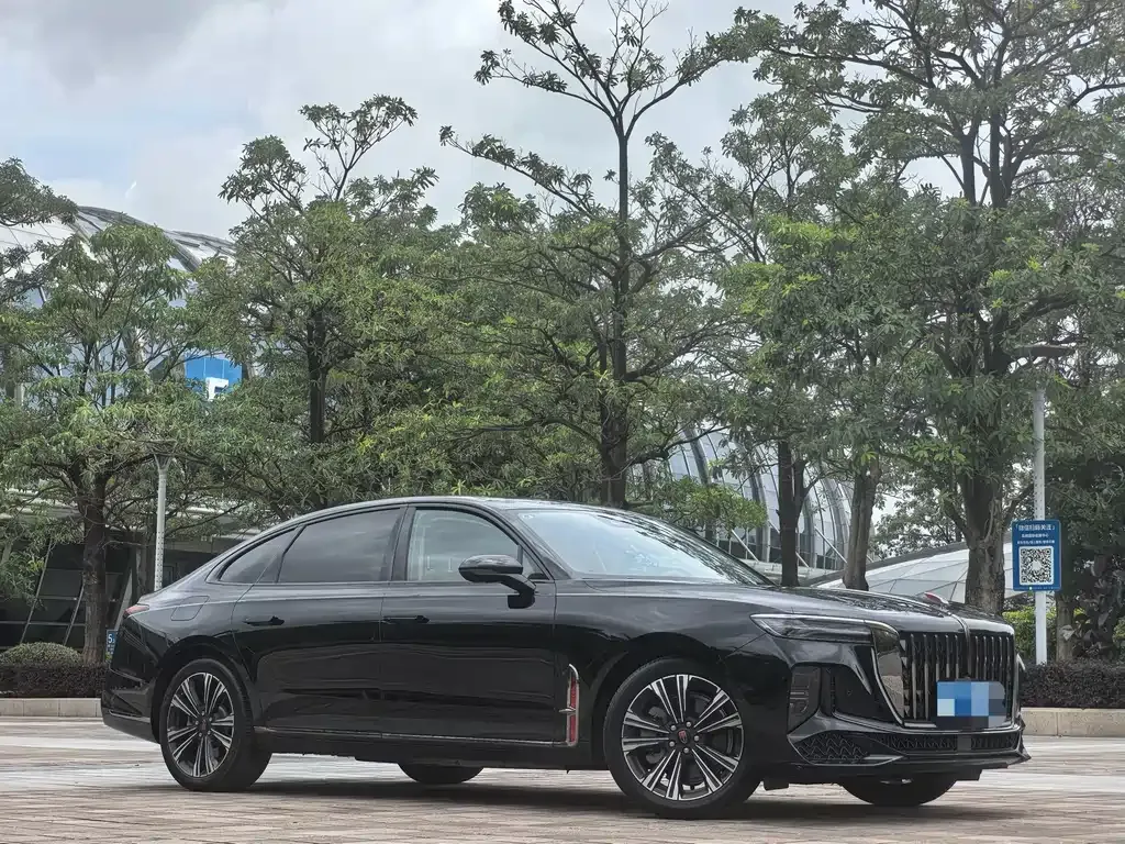 Hongqi H9 — фото 9