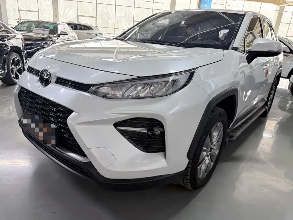 Toyota Wildlander — фото 1