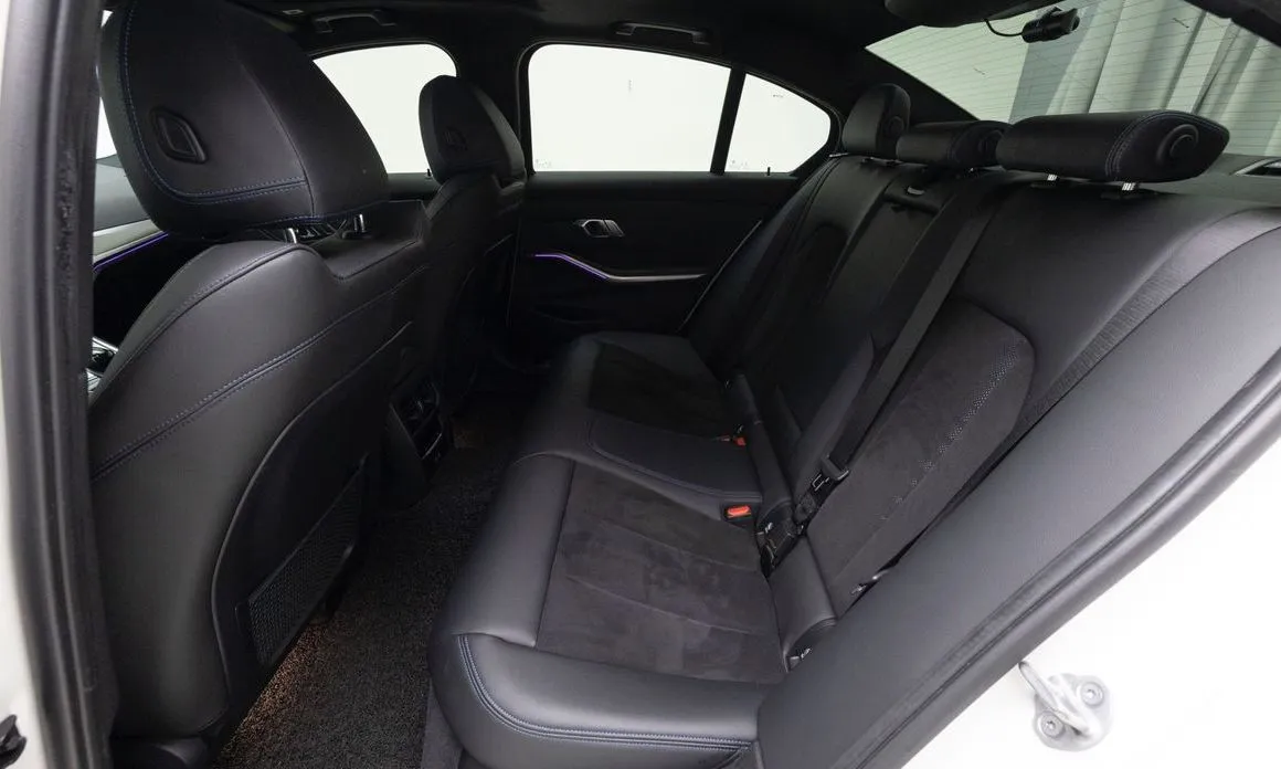 BMW 3-Series 2022 из KR, фото 6