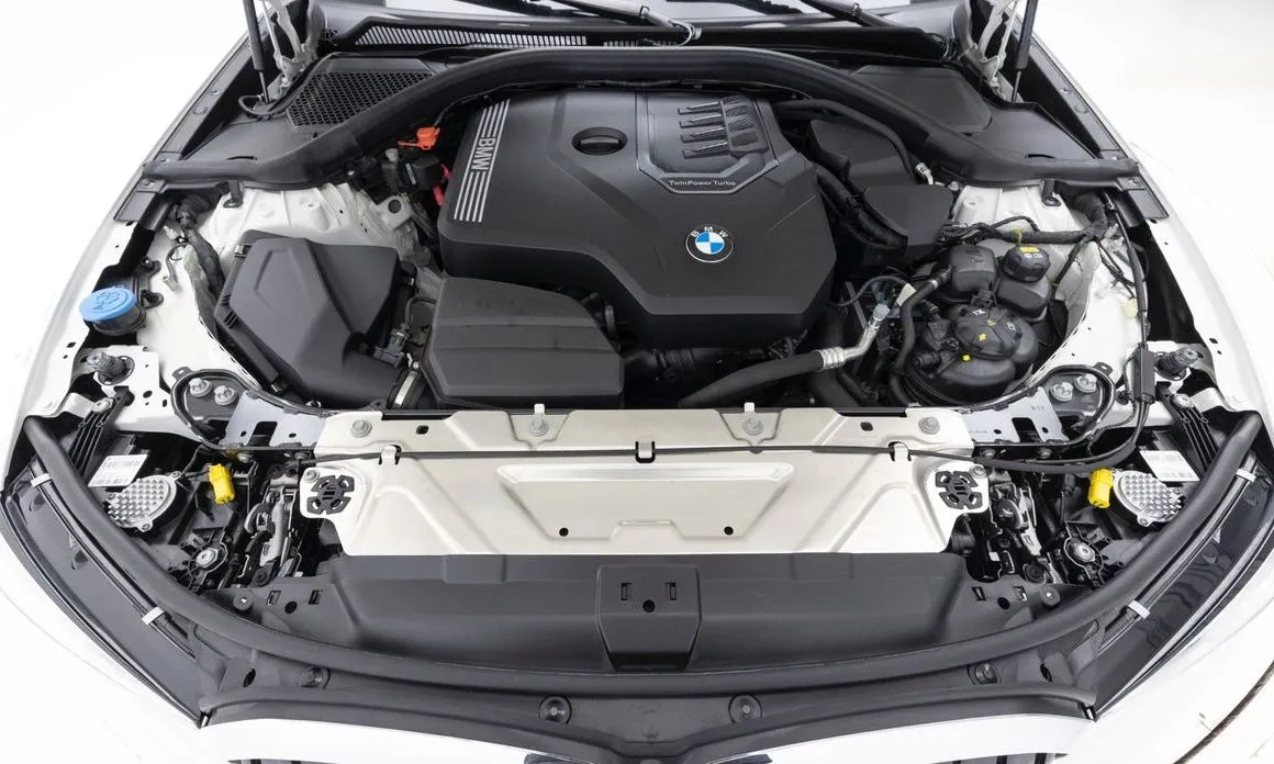 BMW 3-Series 2022 из KR, фото 10