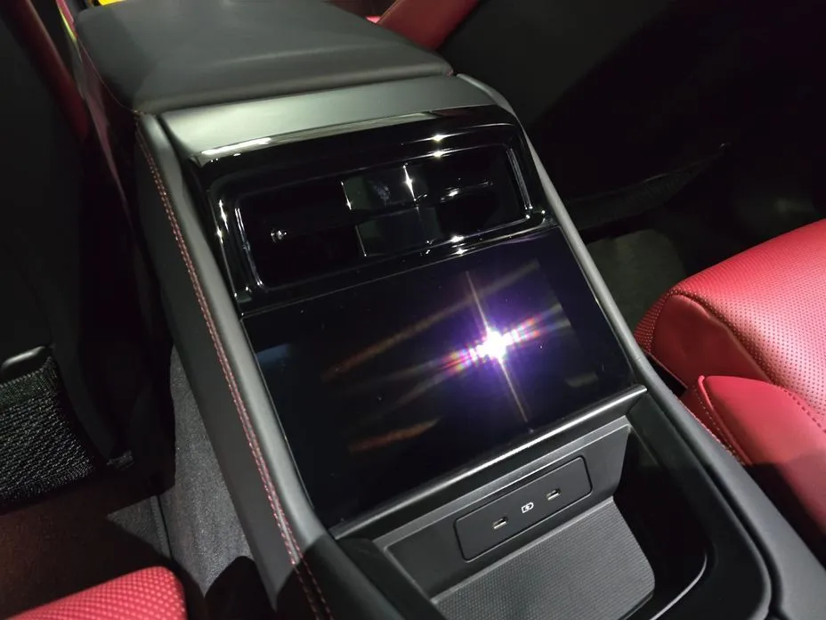 Porsche Panamera 2025 из KR, фото 4