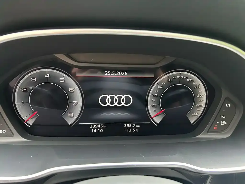 Audi Q3 — фото 2