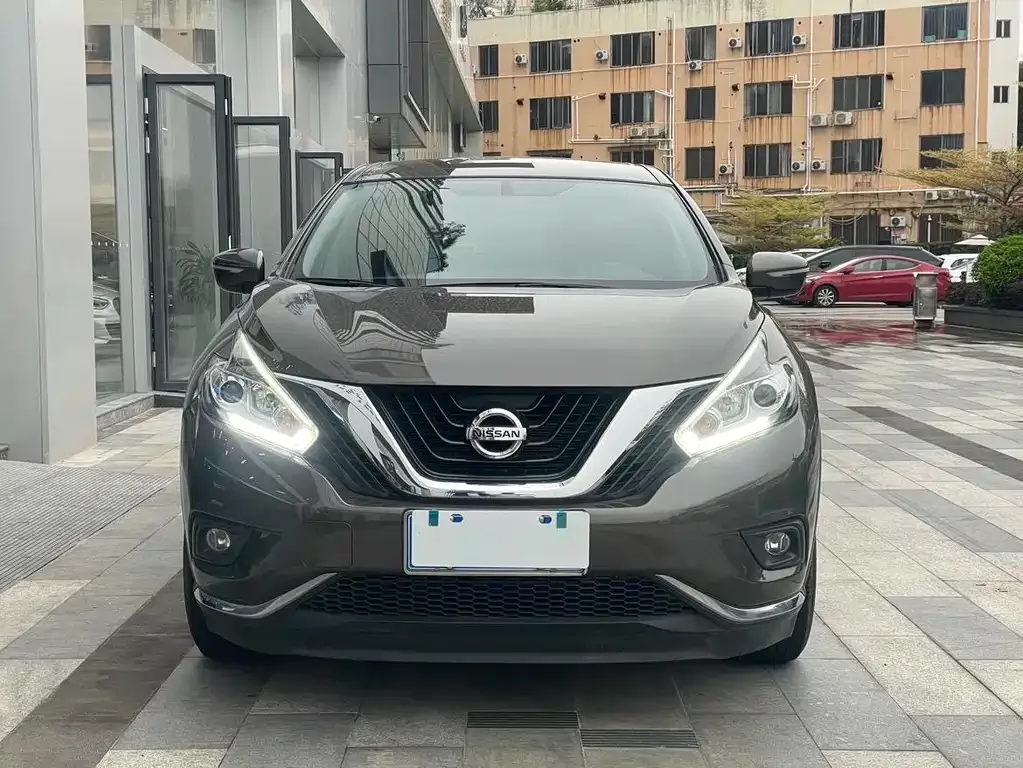 Nissan Murano 2022 из CN, фото 2