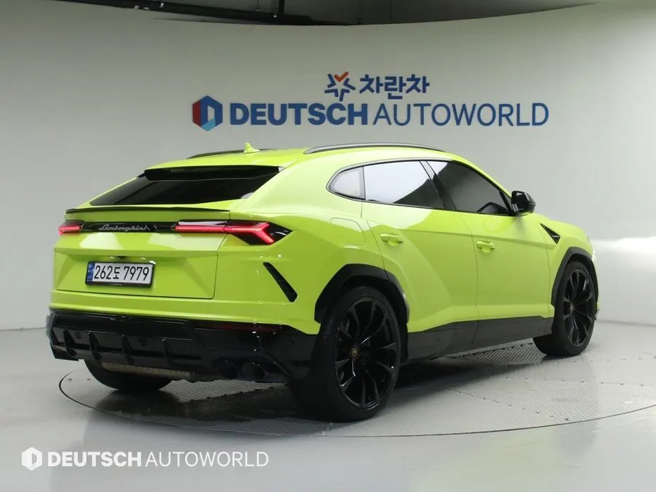 Lamborghini Urus 2022 из KR, фото 2