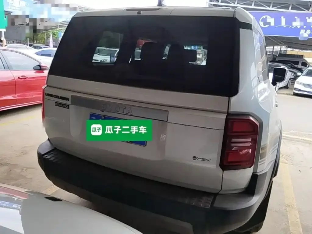Toyota Prado 2024 из CN, фото 4
