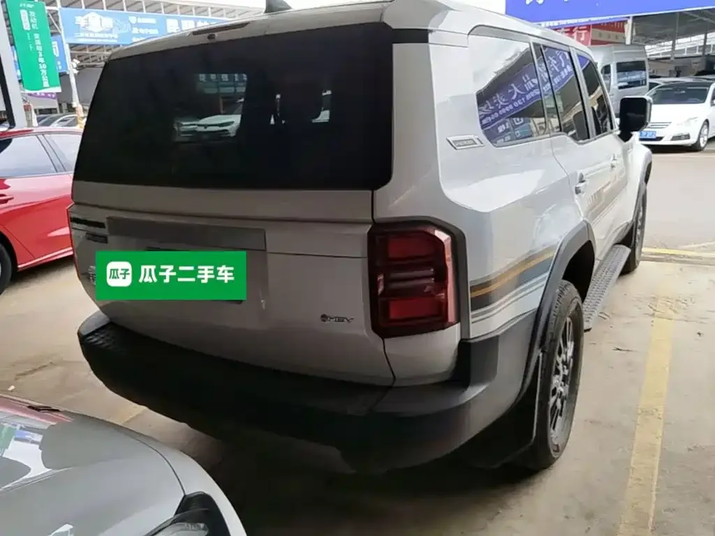 Toyota Prado 2024 из CN, фото 10