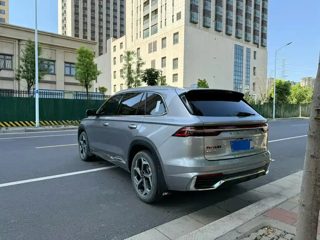 Geely Xingyue L — фото 6