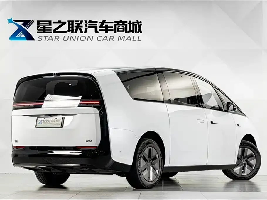 Li Auto MEGA — фото 10