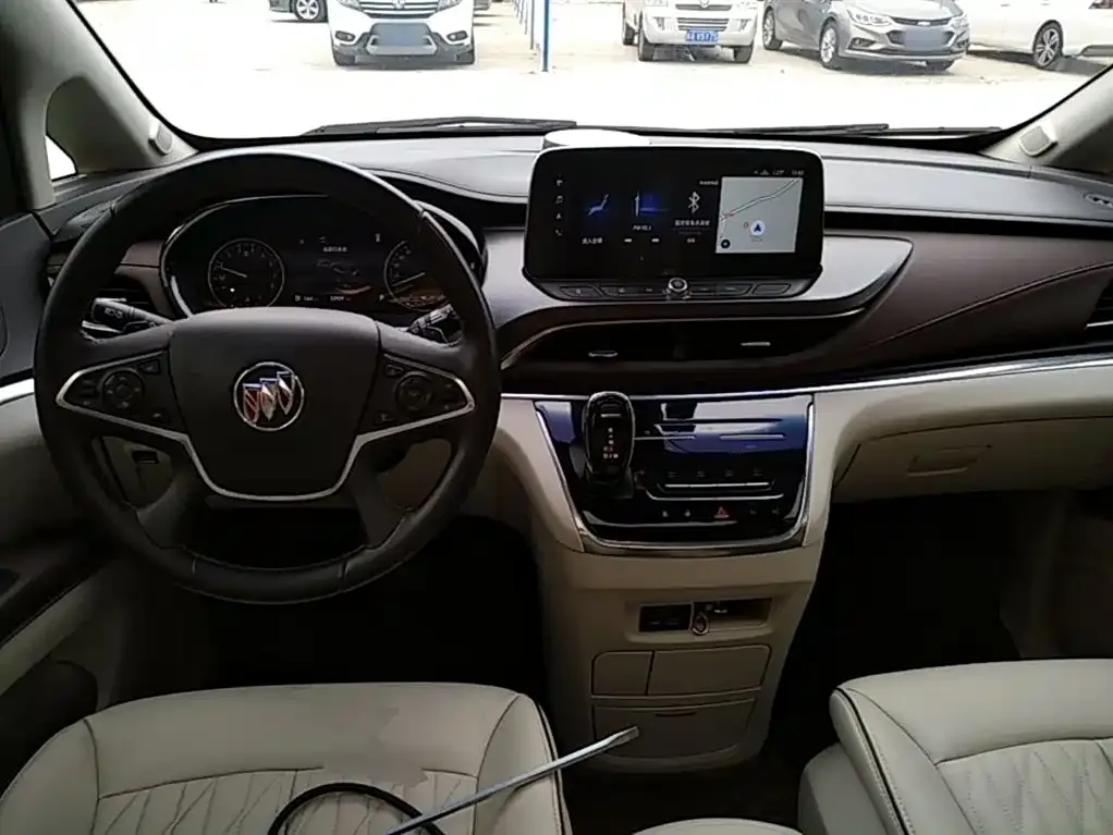 Buick GL8 2021 из CN, фото 9