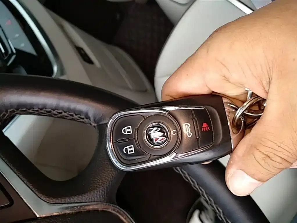 Buick GL8 2021 из CN, фото 8