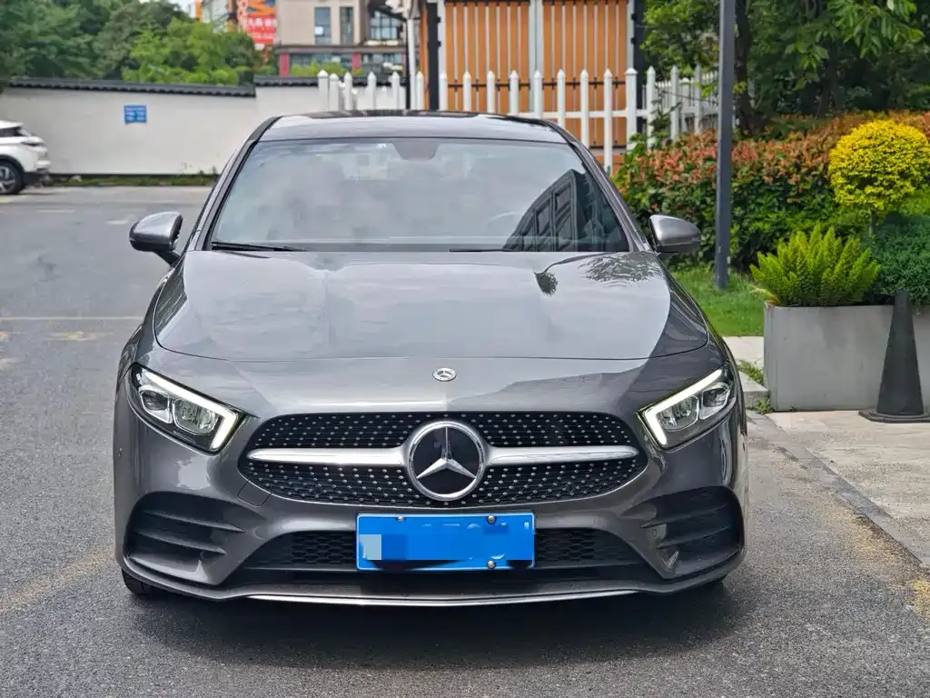 Mercedes-Benz A-Class — фото 6