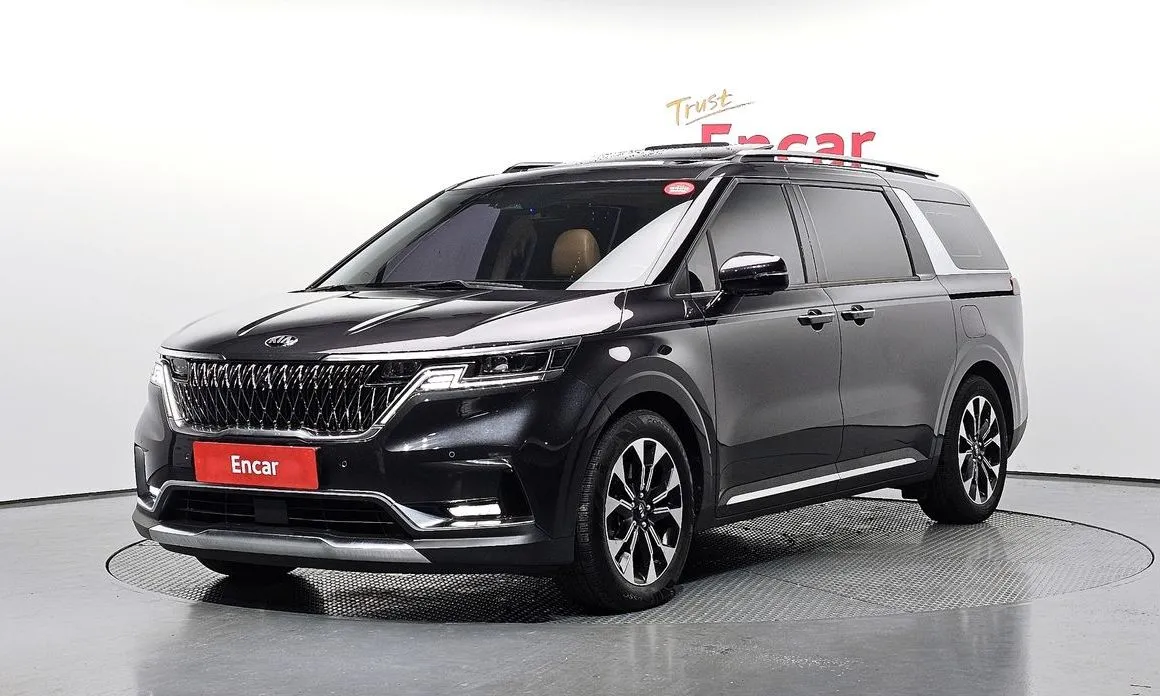 Kia Carnival — фото 1