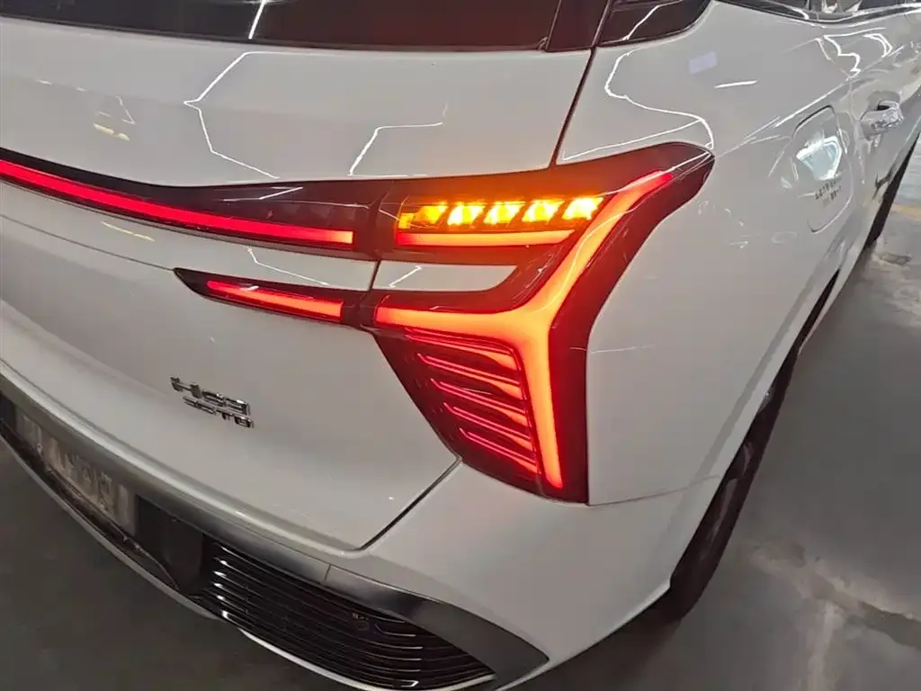 Hongqi HS3 2024 из CN, фото 3