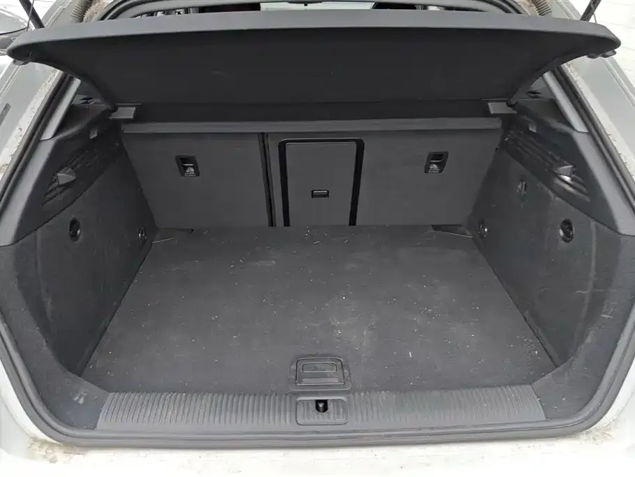 Audi A3 2021 из CN, фото 2