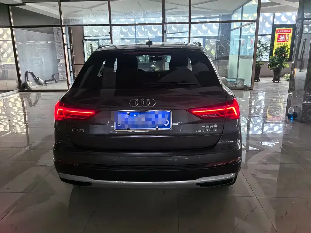 Audi Q3 — фото 7