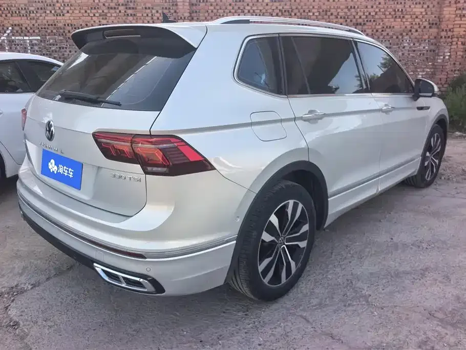 Volkswagen Tiguan L — фото 5