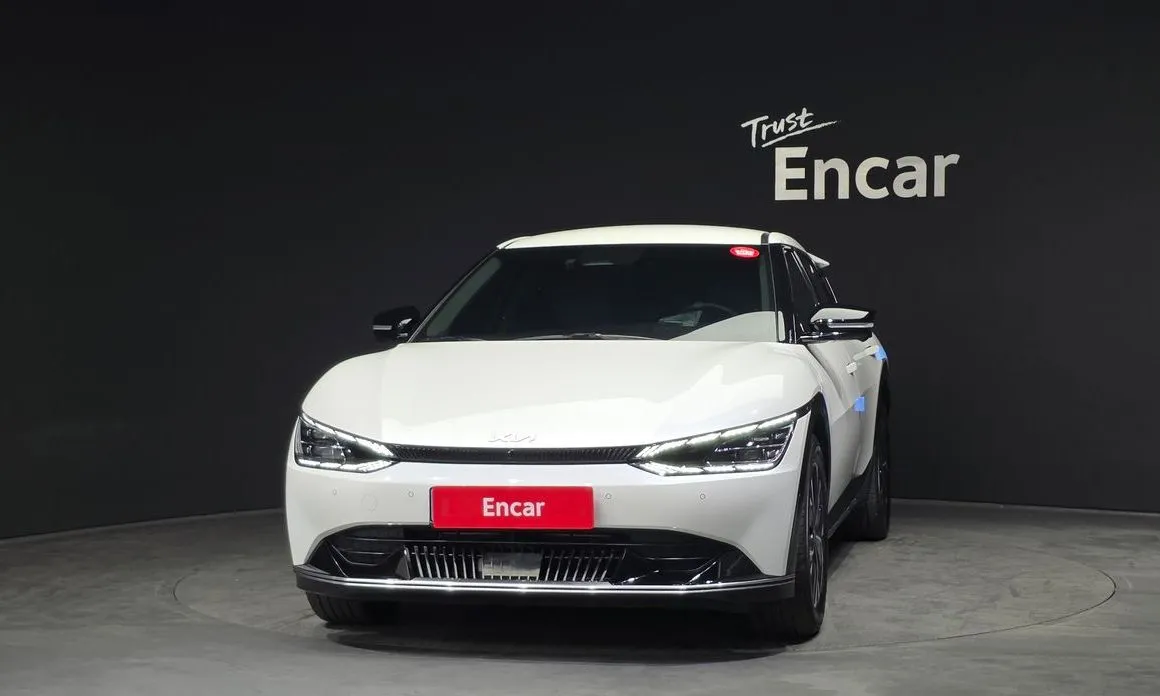 Kia EV6 2023 из KR, фото 3