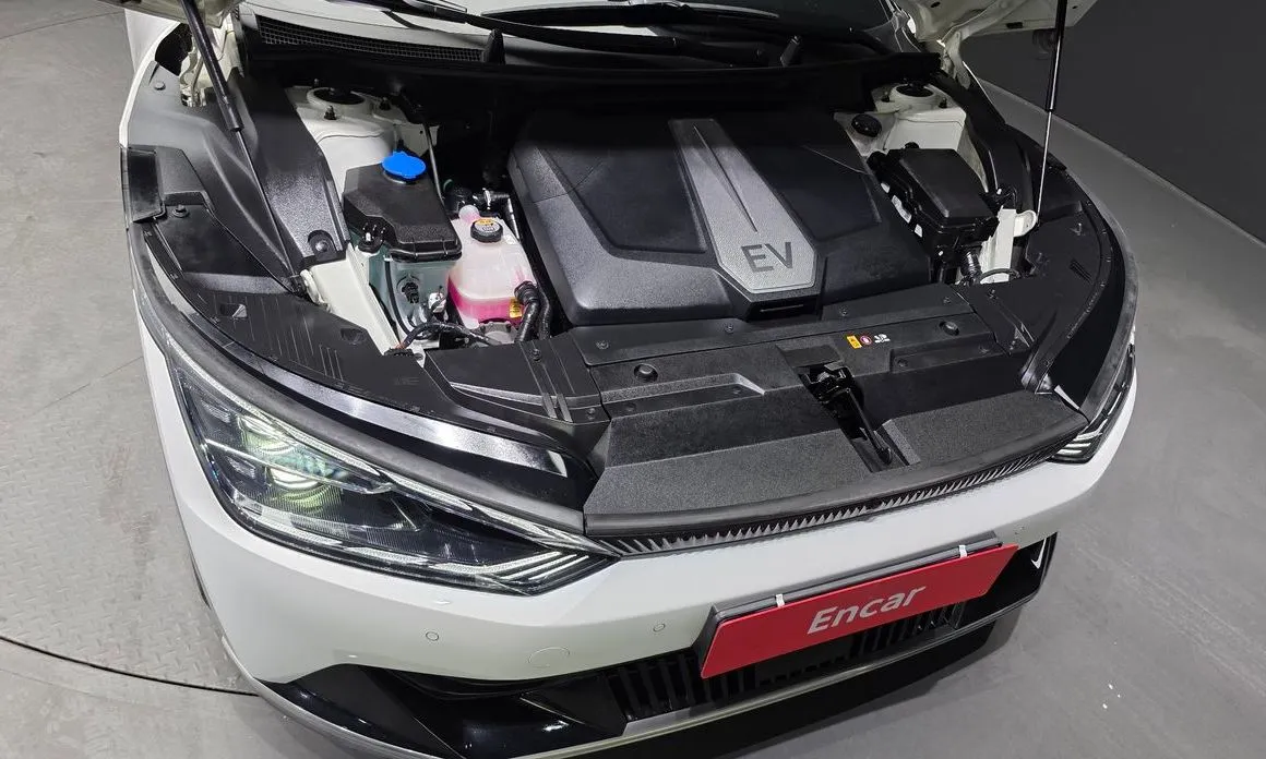 Kia EV6 2023 из KR, фото 10