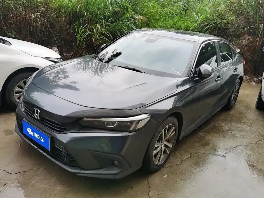 Honda Civic — фото 1