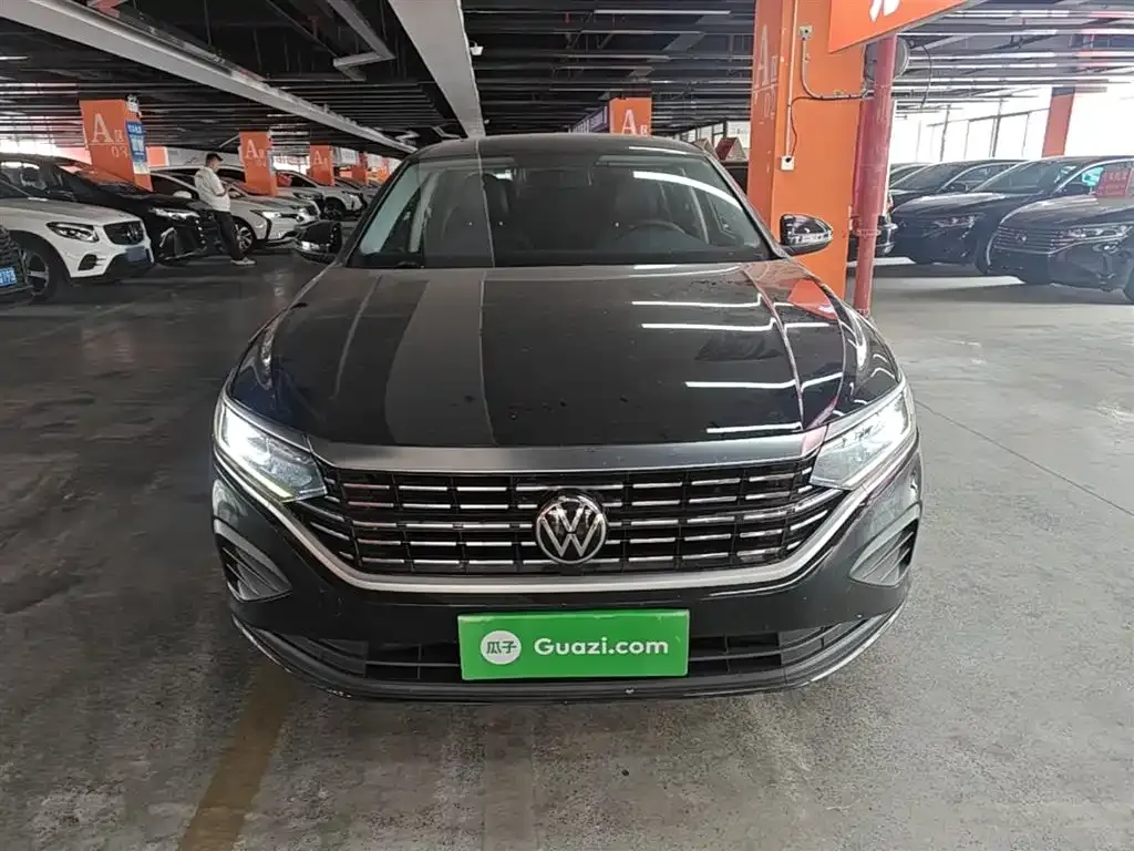 Volkswagen Passat — фото 5