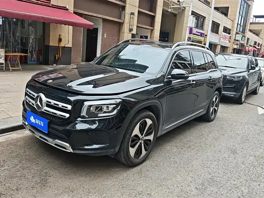 Mercedes-Benz GLB — фото 1