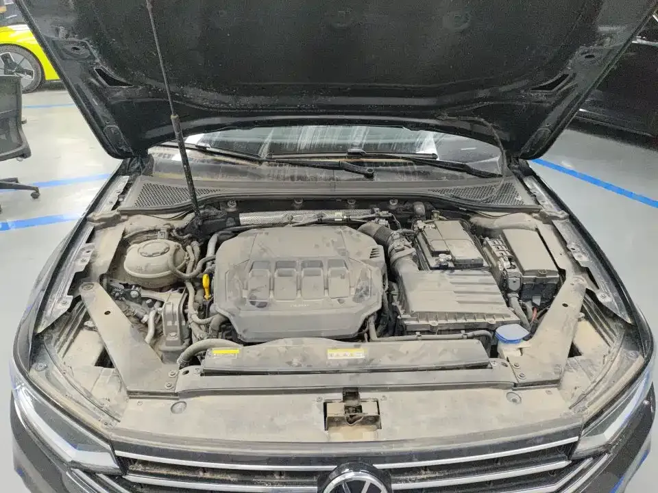 Volkswagen Magotan 2022 из CN, фото 8