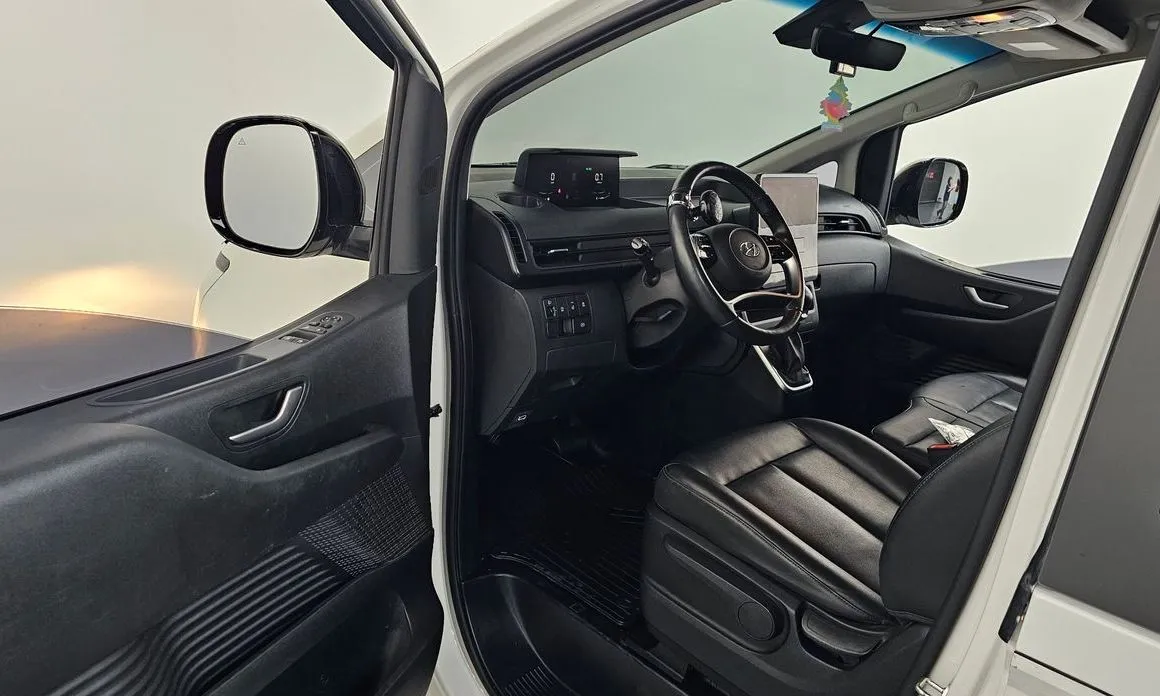 Hyundai Staria 2023 из KR, фото 6