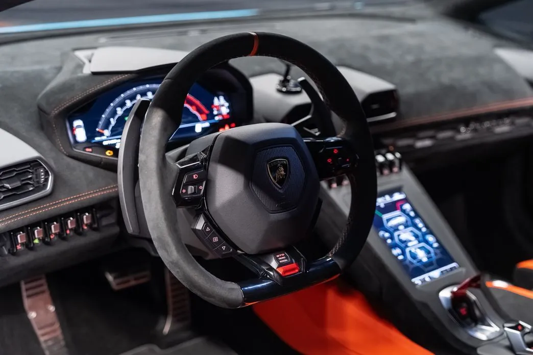 Lamborghini Huracan 2023 из KR, фото 7