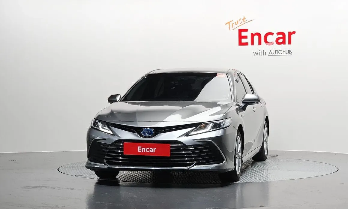 Toyota Camry 2023 из KR, фото 2
