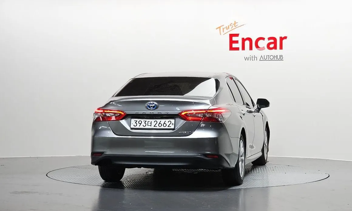 Toyota Camry 2023 из KR, фото 3