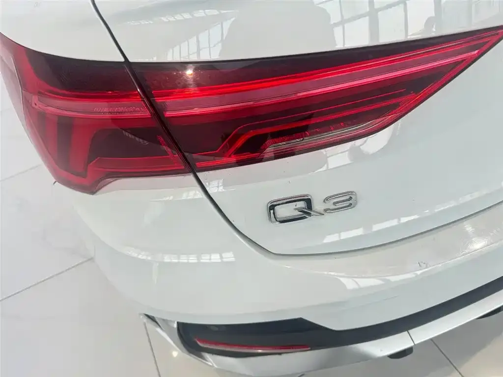 Audi Q3 Sportback 2021 из CN, фото 10