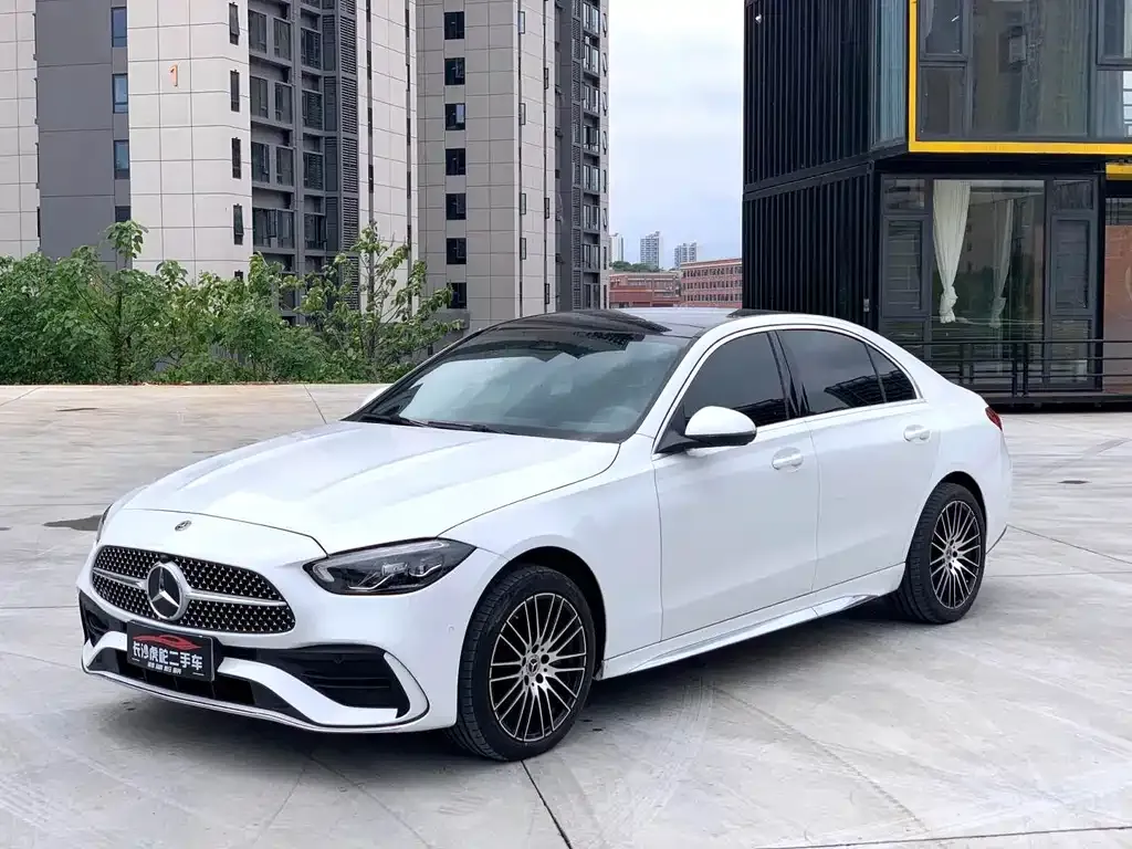 Mercedes-Benz C-Class — фото 1