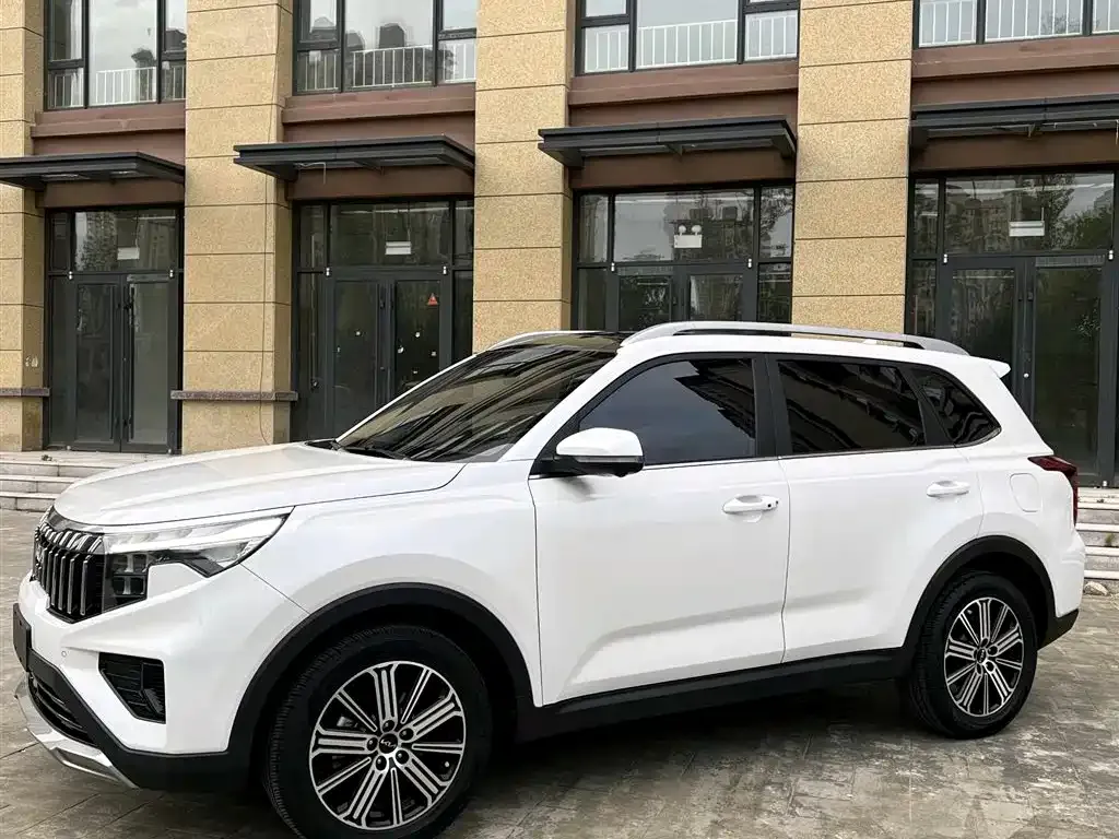 Kia Sportage — фото 7