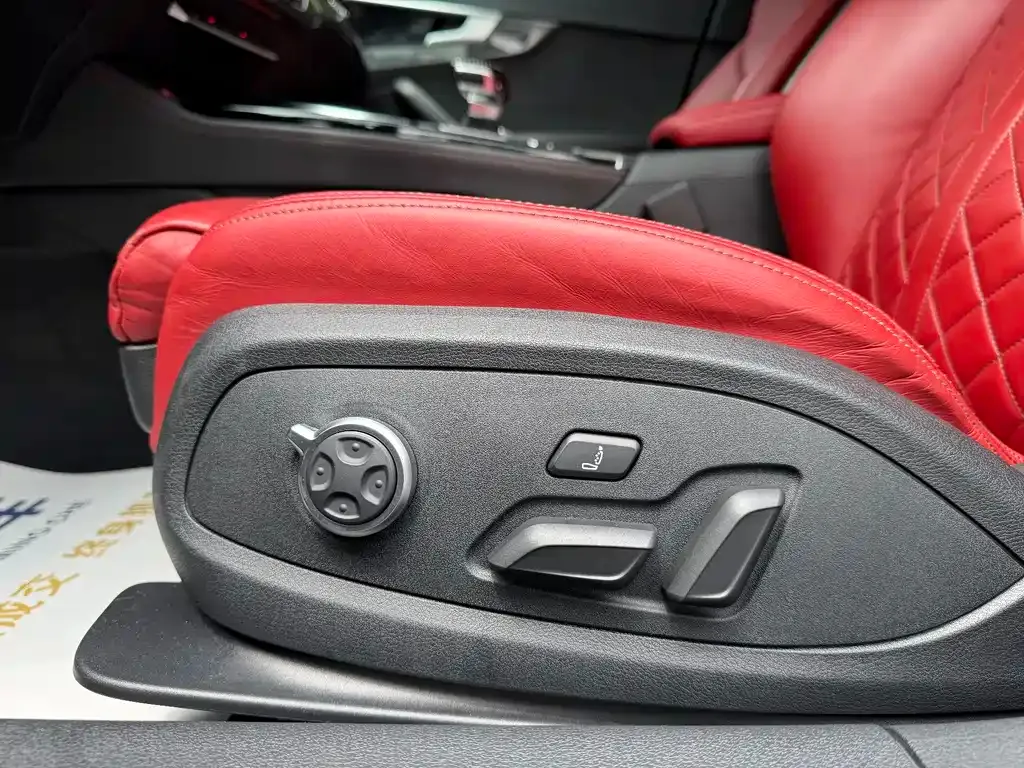 Audi S4 2023 из CN, фото 2