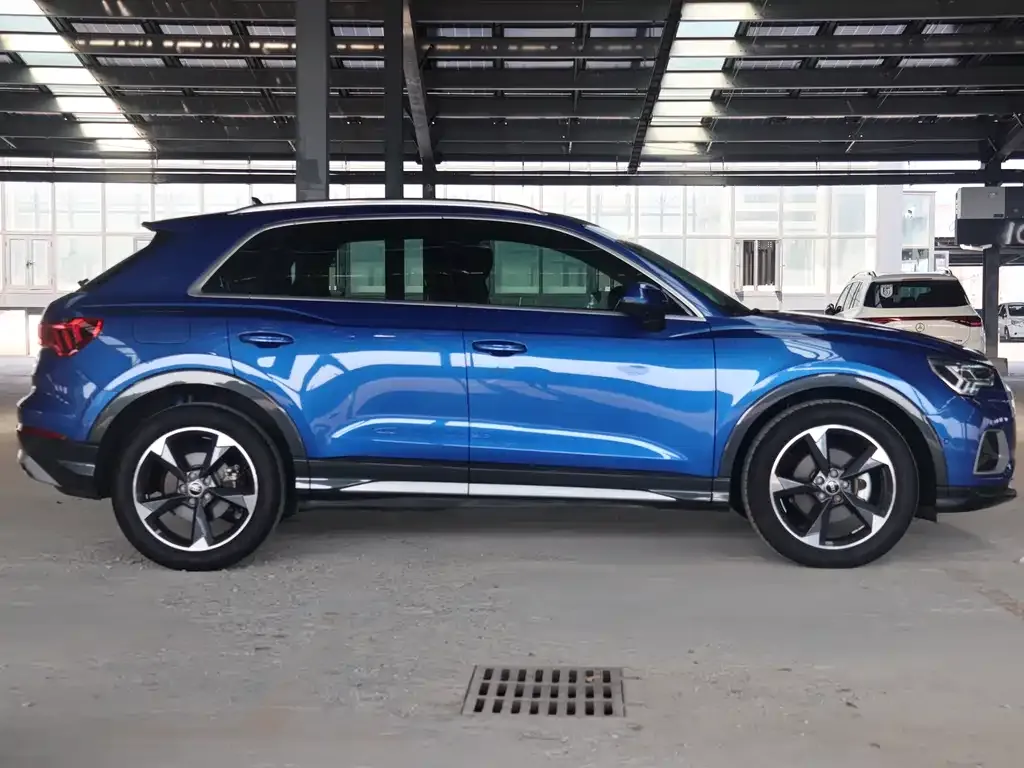 Audi Q3 — фото 5