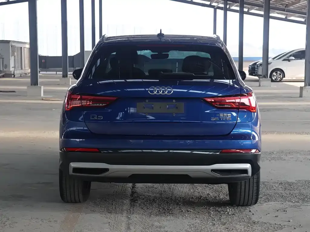 Audi Q3 — фото 4