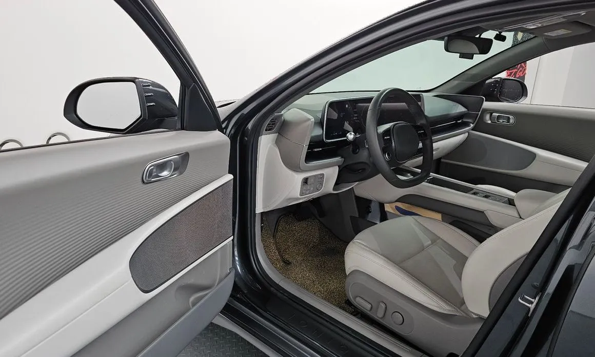 Hyundai Ioniq6 2023 из KR, фото 9