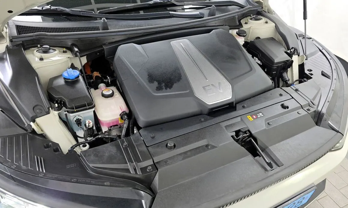 Kia EV6 2022 из KR, фото 10