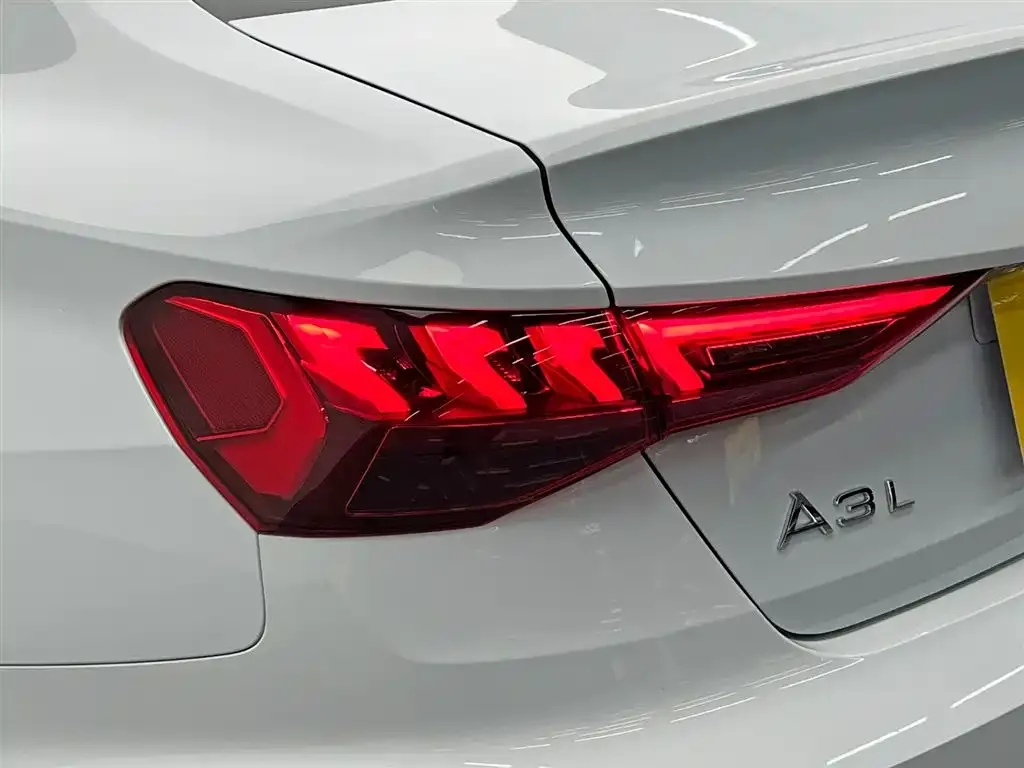 Audi A3 — фото 7
