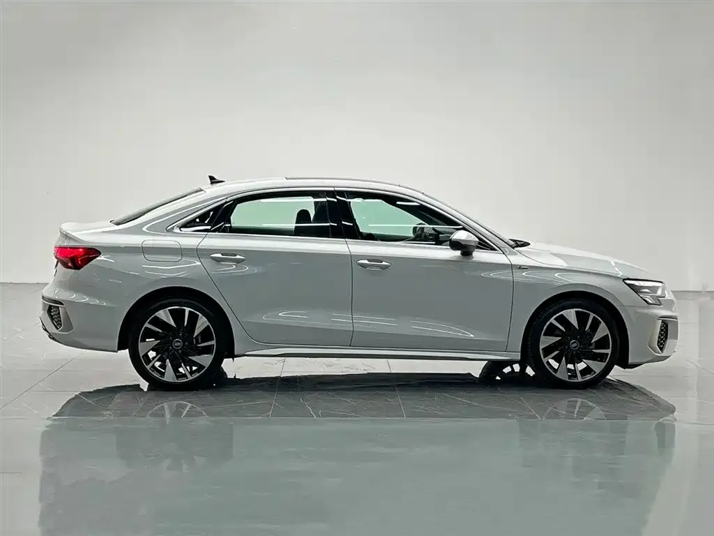 Audi A3 — фото 10