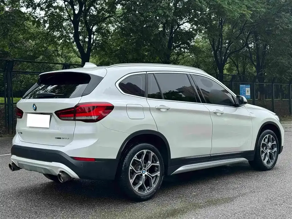 BMW X1 — фото 2