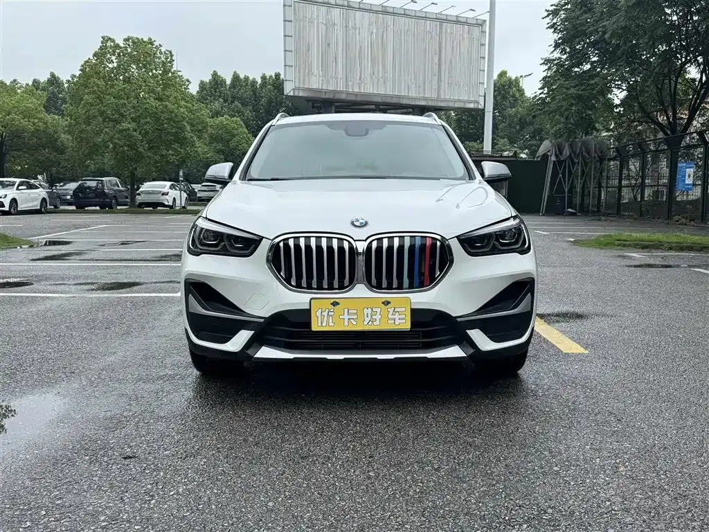 BMW X1 — фото 4
