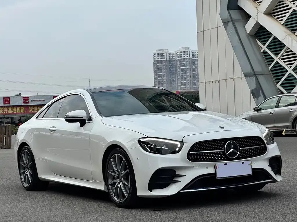 Mercedes-Benz E-Class (Import) — фото 5